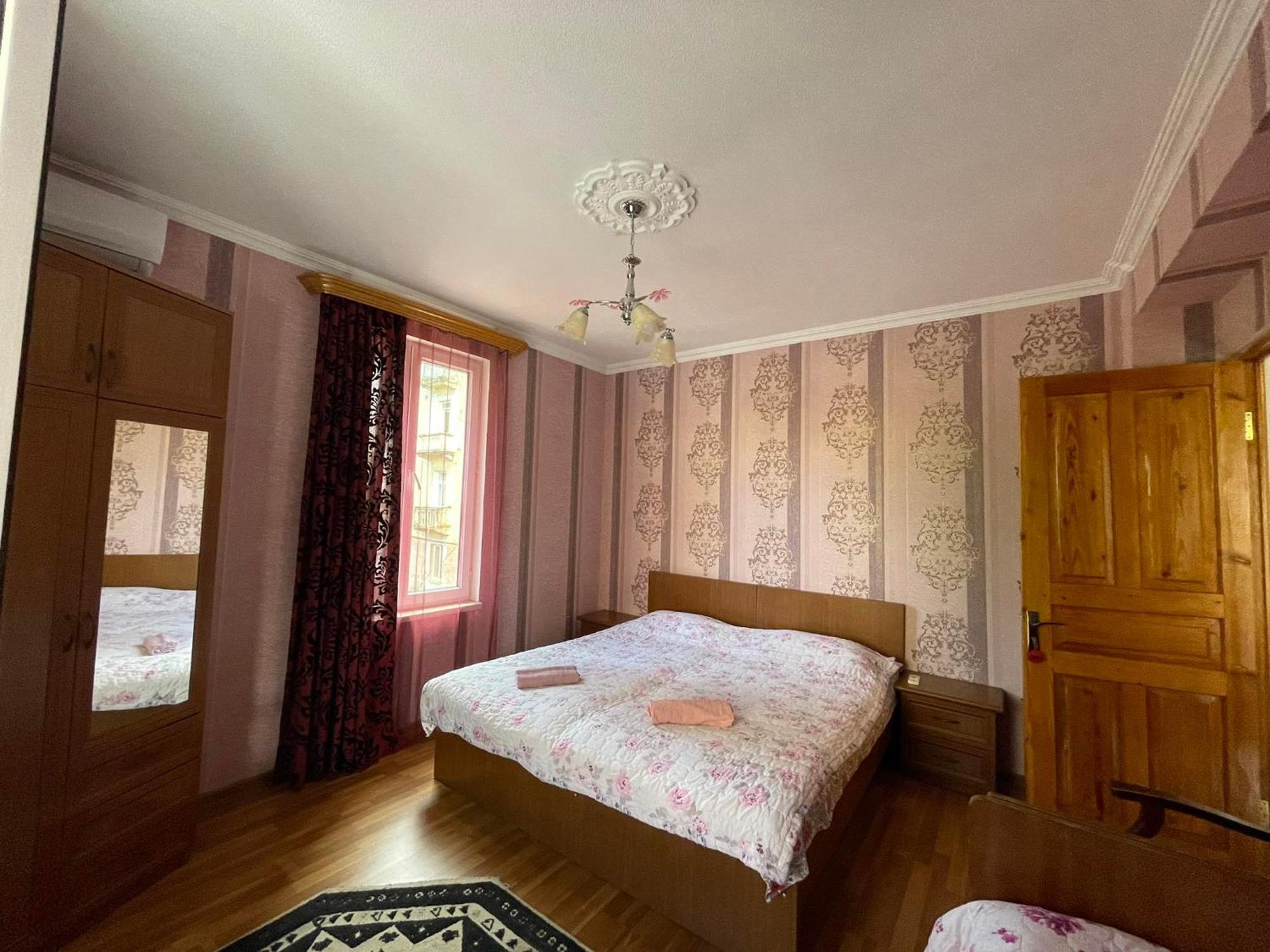 Irina Otel Tskaltubo Dış mekan fotoğraf